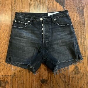 Rag & Bone Vintage Cut off 4” high rise black denim short. Size 25